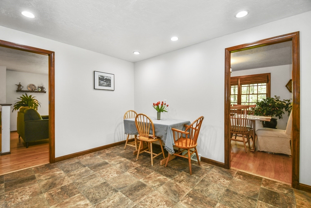 40 Valentine Road Northborough, MA 01532 - Photo 9 of 40 Gallery Image 9
