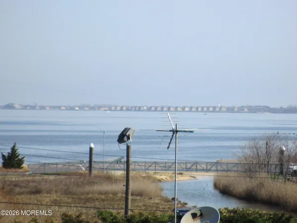 $2,900 | 32 Center Avenue, Unit 14, Atlantic Highlands, NJ 07716