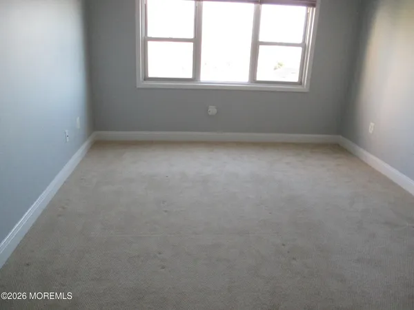 $2,900 | 32 Center Avenue, Unit 14, Atlantic Highlands, NJ 07716