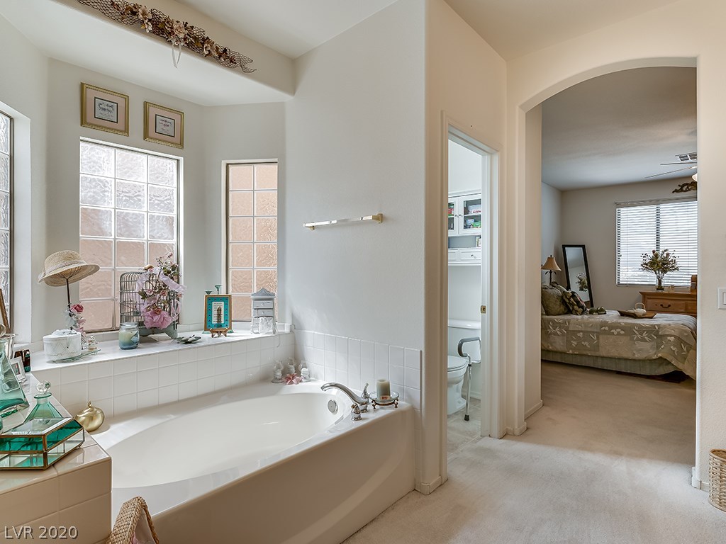 277 Pointe Ranier Avenue Henderson, NV 89012 - Photo 18 of 35 Gallery Image 18