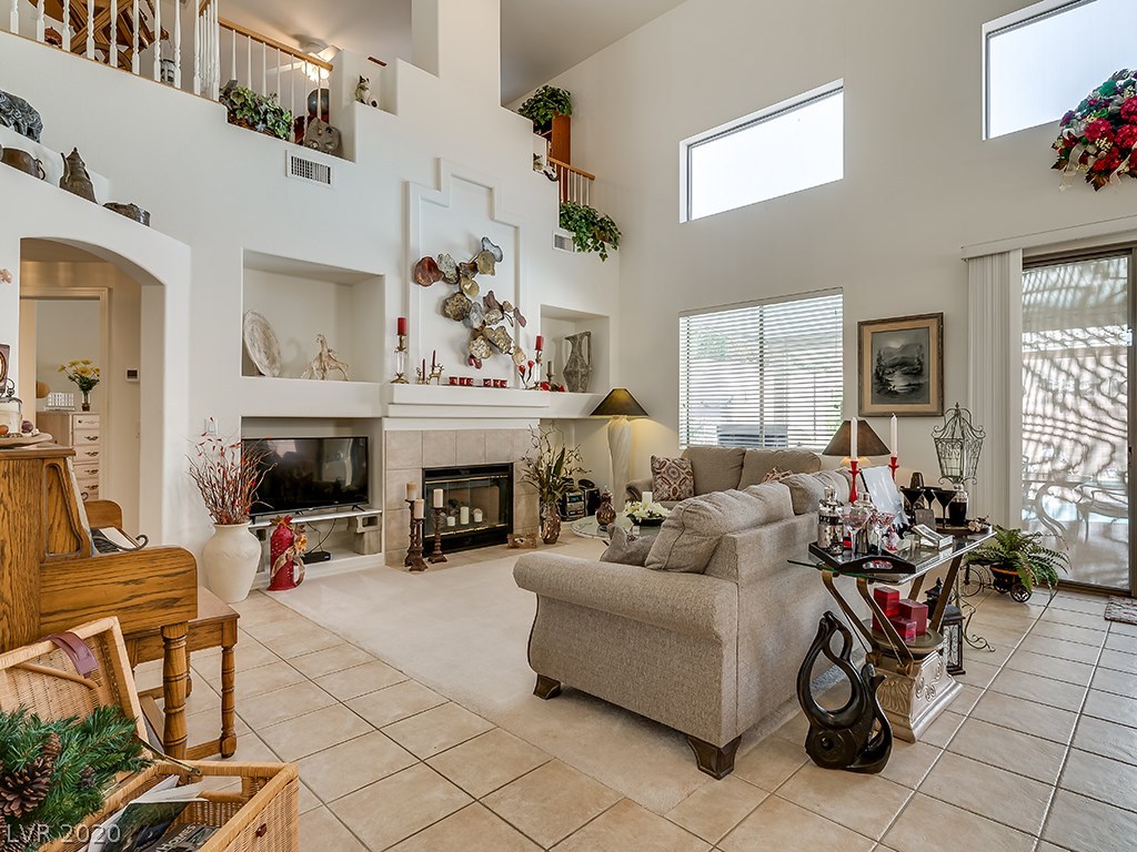 277 Pointe Ranier Avenue Henderson, NV 89012 - Photo 10 of 35 Gallery Image 10