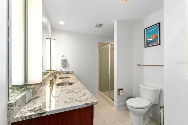 $405,000 | 1208 East Kennedy Boulevard, Unit 723, Tampa, FL 33602