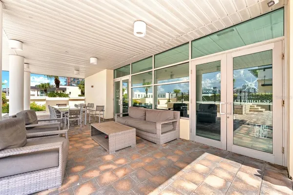 $405,000 | 1208 East Kennedy Boulevard, Unit 723, Tampa, FL 33602