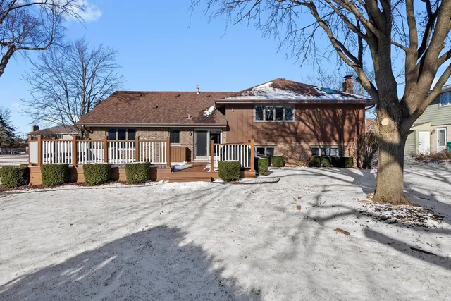 $450,000 | 8125 Elizabeth Avenue, Orland Park, IL 60462