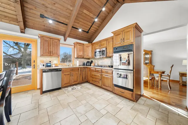 $450,000 | 8125 Elizabeth Avenue, Orland Park, IL 60462