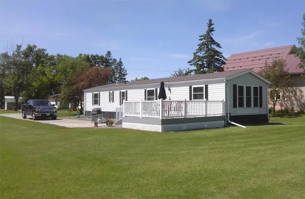 $101,900 | 211 4th Avenue Southeast, Baudette, MN 56623