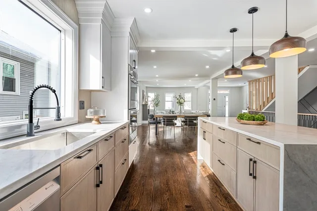 $1,559,000 | 7 Park Avenue Extension, Arlington, MA 02474