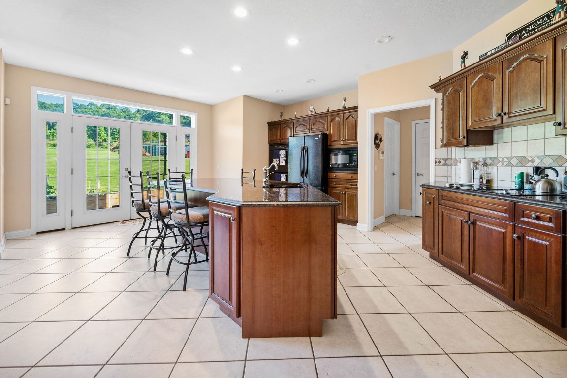 91 Abbey Road Windsor, NY 13865 - Photo 4 of 23
