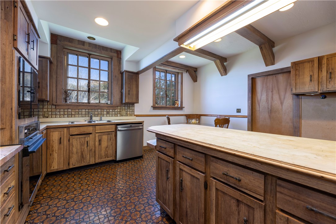 2180 Tower Hill Road North Kingstown, RI 02874 - Photo 27 of 50