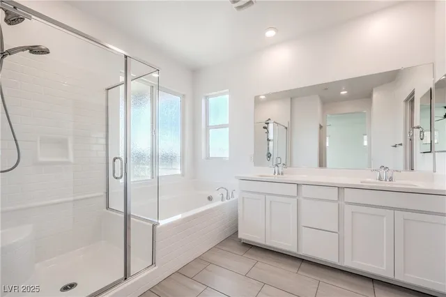 $2,600 | 23 Strada Barbera, Henderson, NV 89011