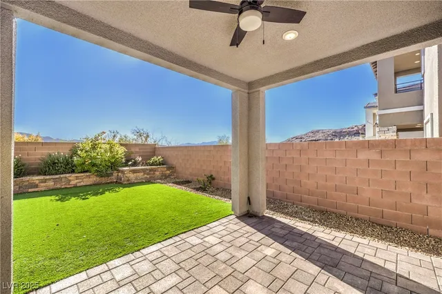 $2,600 | 23 Strada Barbera, Henderson, NV 89011