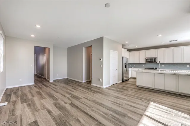 $2,600 | 23 Strada Barbera, Henderson, NV 89011