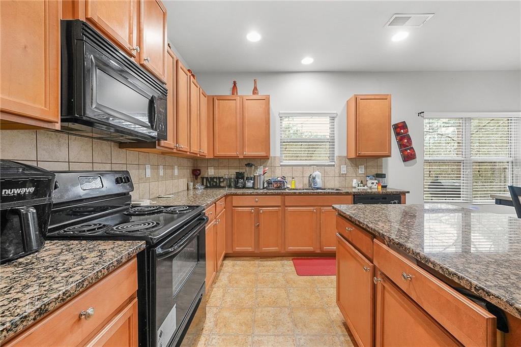 5615 Wisbech Way Atlanta, GA 30349 - Photo 14 of 34