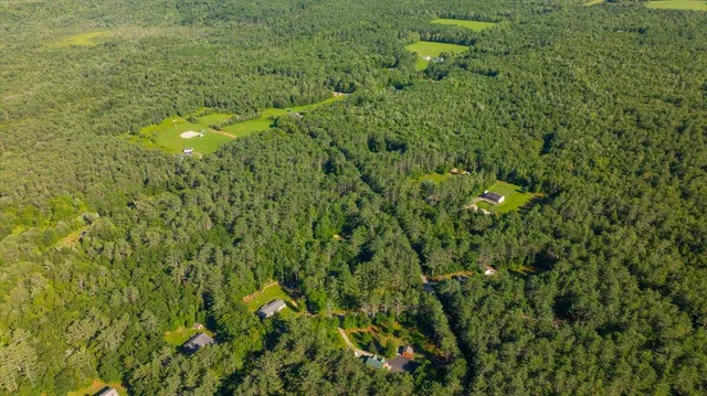 $150,000 | 1 Lake View Drive, Hartford, ME 04220