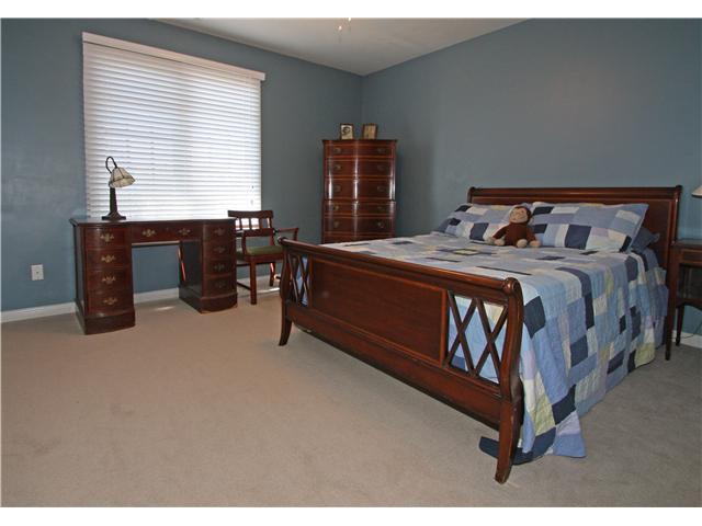 2047 Ridgemere Way Greenwood, IN 46143 - Photo 10 of 14 Gallery Image 10