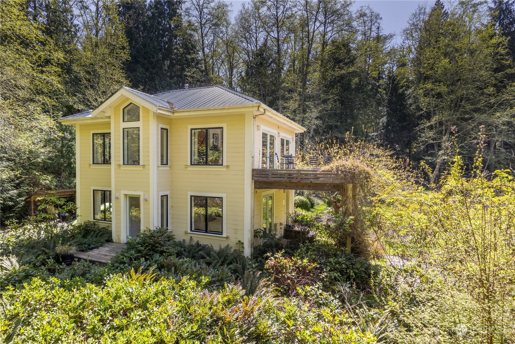 423 Thunder Road Port Townsend, WA 98368 - Photo 2 of 40 Gallery Image 2