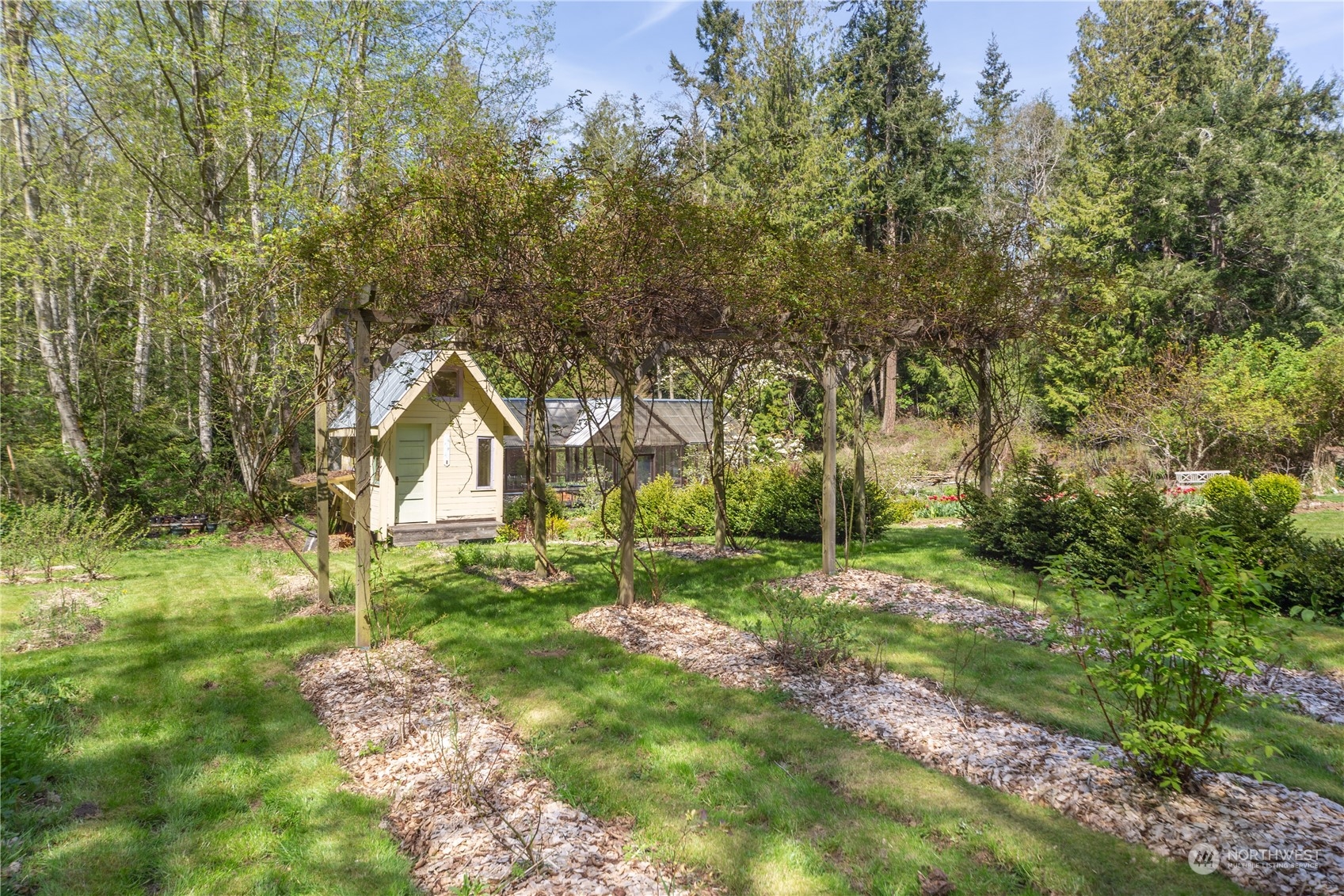 423 Thunder Road Port Townsend, WA 98368 - Photo 24 of 40 Gallery Image 24