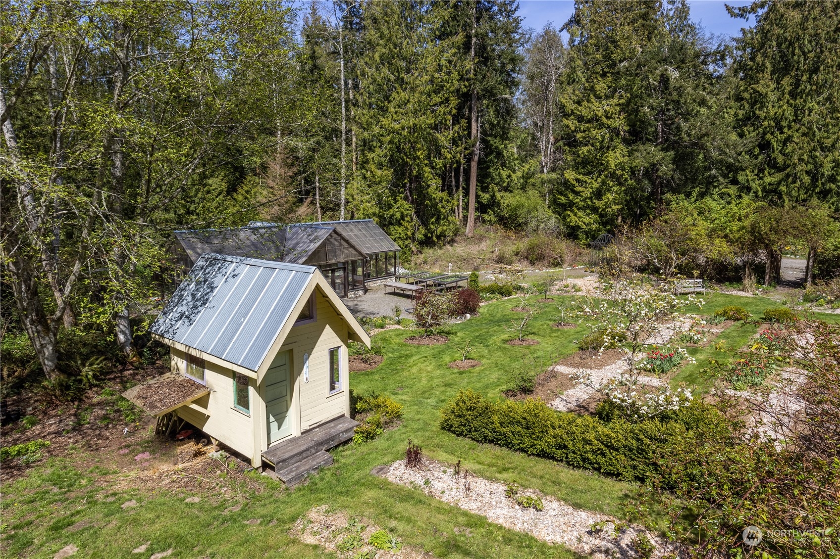 423 Thunder Road Port Townsend, WA 98368 - Photo 27 of 40 Gallery Image 27