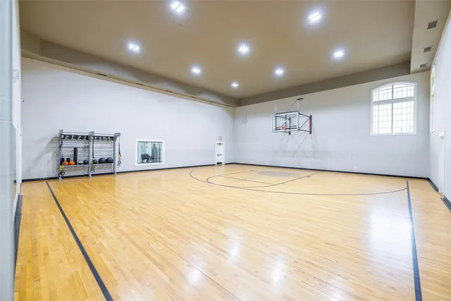 $1,550 | 12215 Hunters Chase Drive, Unit N6302N, Austin, TX 78729