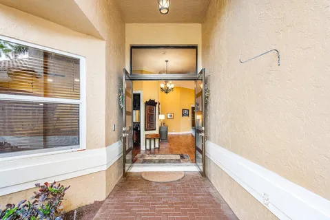 $595,000 | 6052 Terra Mere Circle, Boynton Beach, FL 33437