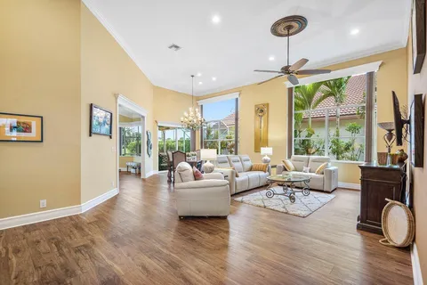 $595,000 | 6052 Terra Mere Circle, Boynton Beach, FL 33437