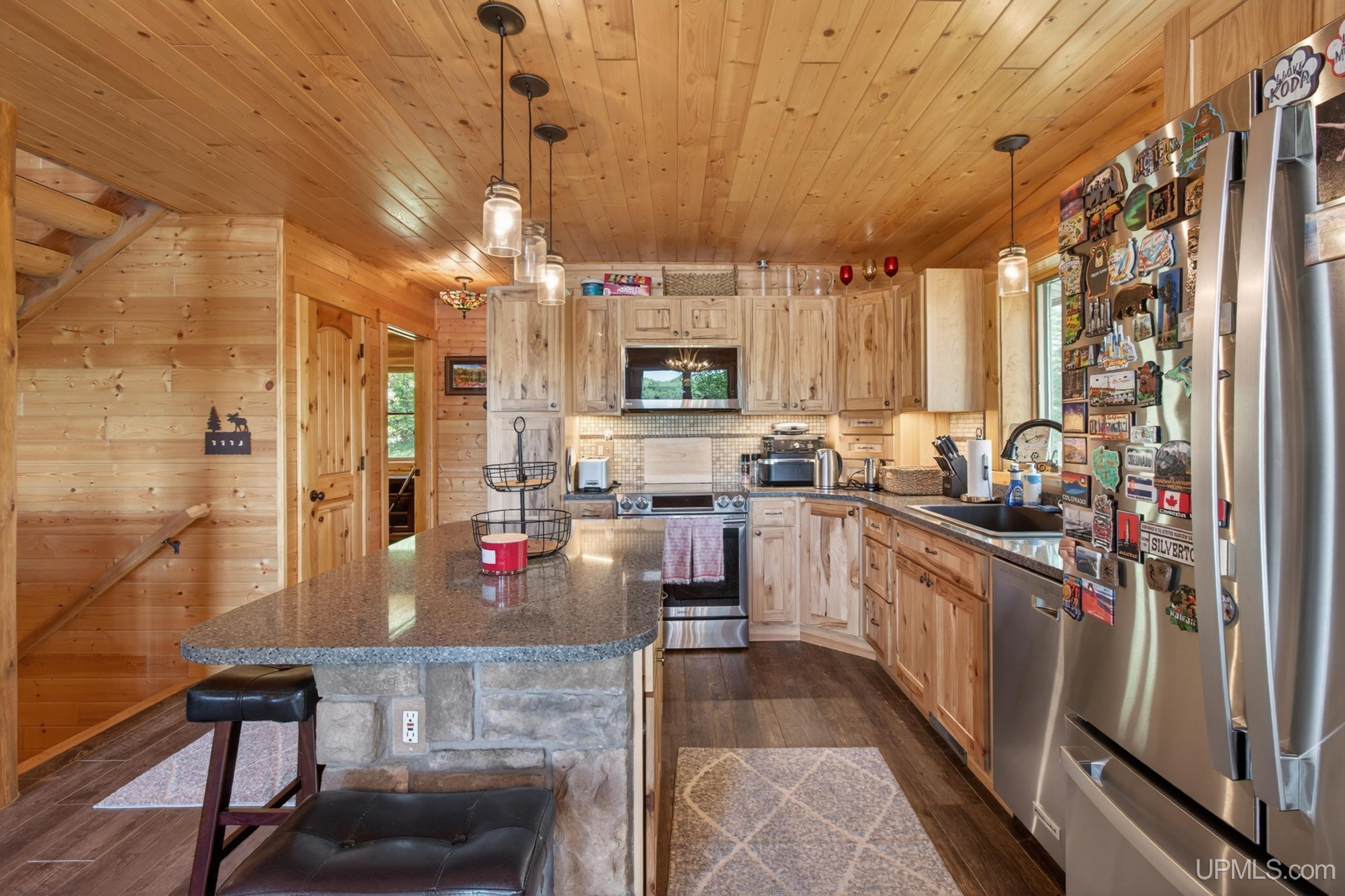 25916 Imperial Heights Road Michigamme, MI 49861 - Photo 9 of 49