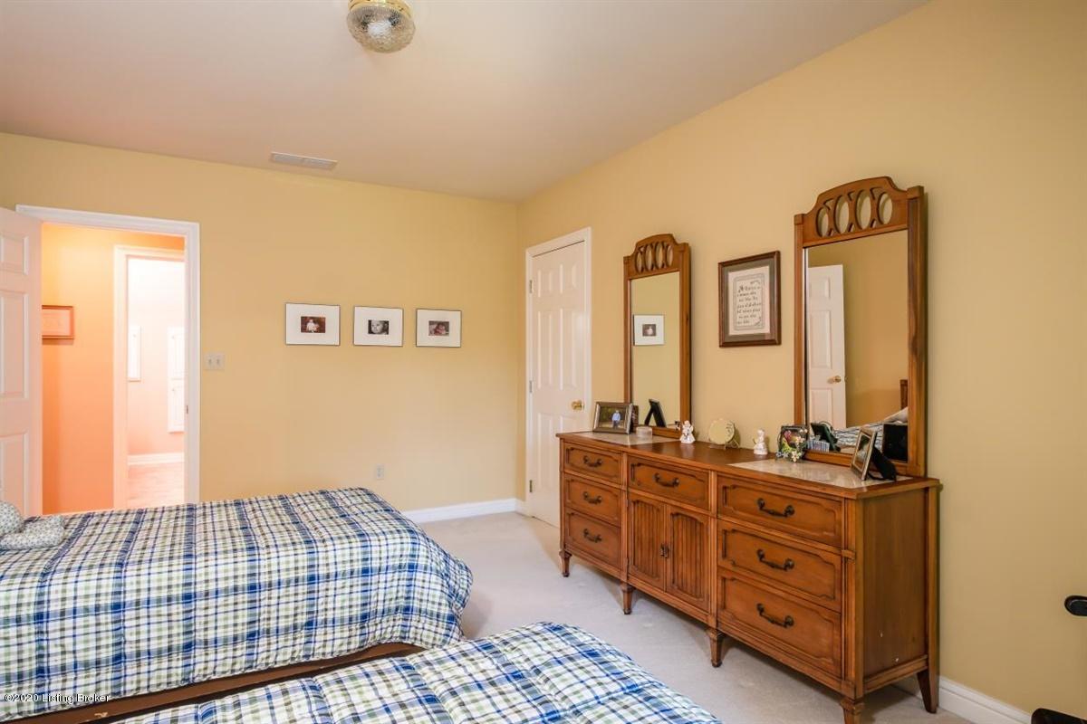 10002 Fairmount Road Louisville, KY 40291 - Photo 35 of 71 35-Full-34
