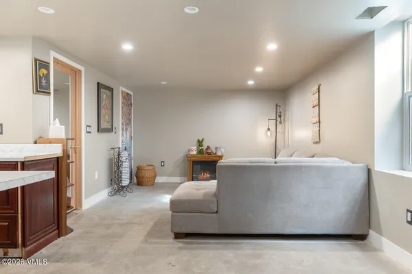 $1,295,000 | 912 East 2nd Street, Eagle, CO 81631