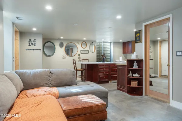 $1,295,000 | 912 East 2nd Street, Eagle, CO 81631