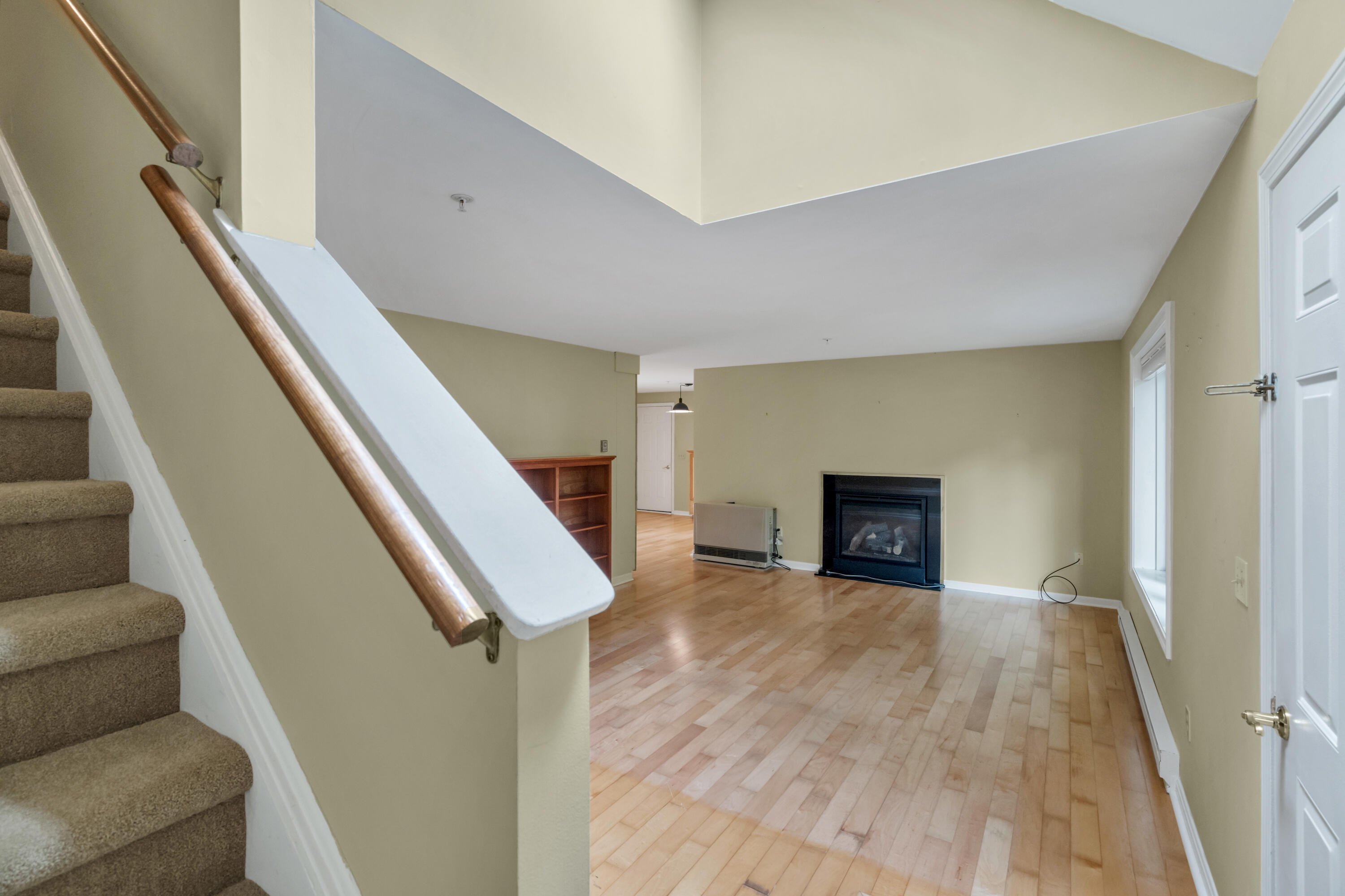 86 Willow Grove Road, Unit 86 Brunswick, ME 04011 - Photo 29 of 55 Stairs