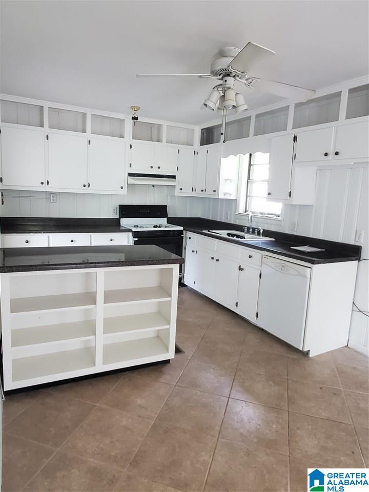 8410 Lane Circle Leeds, AL 35094 - Photo 2 of 7