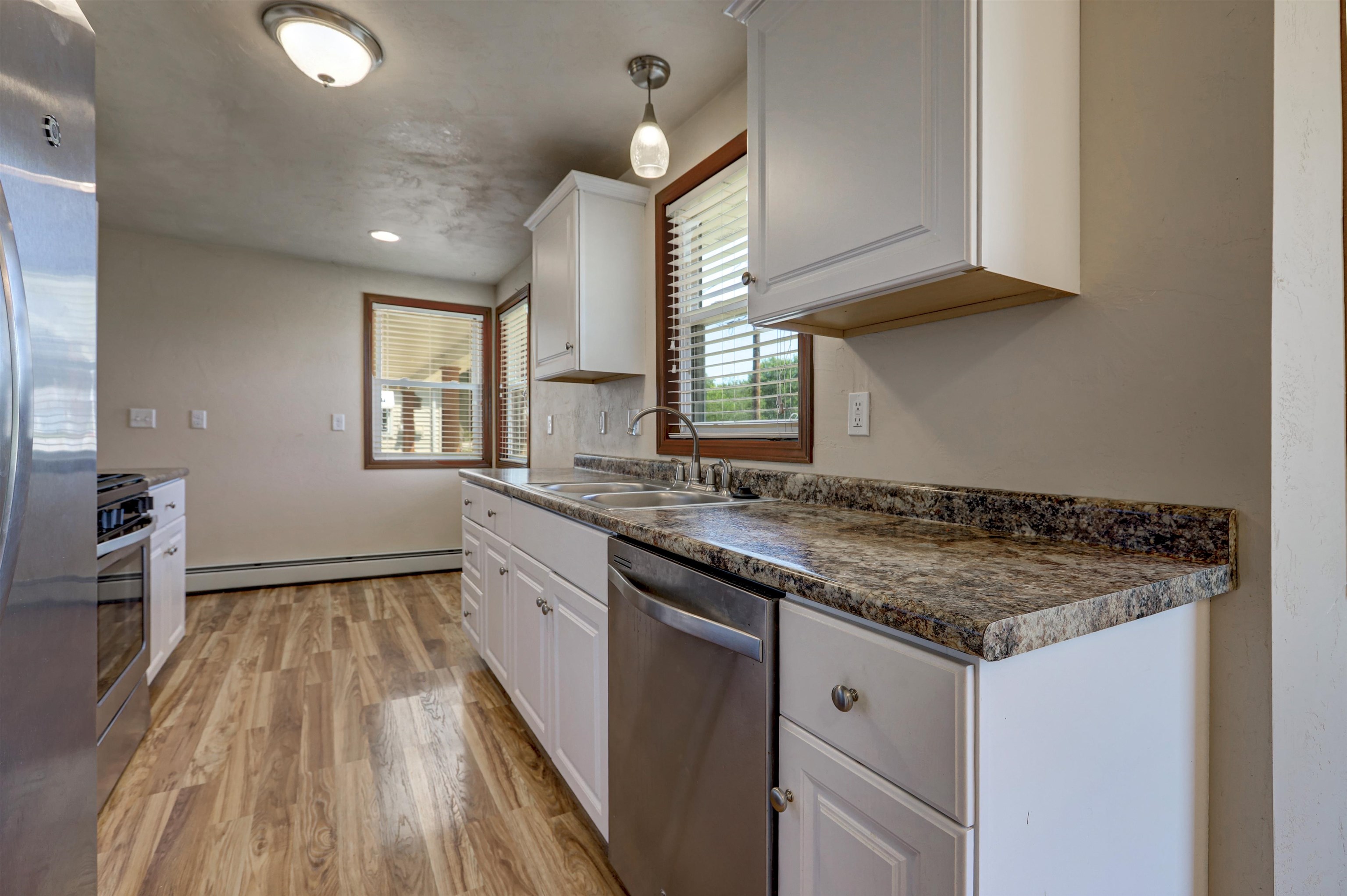428 8th Street Menasha, WI 54952 - Photo 12 of 37