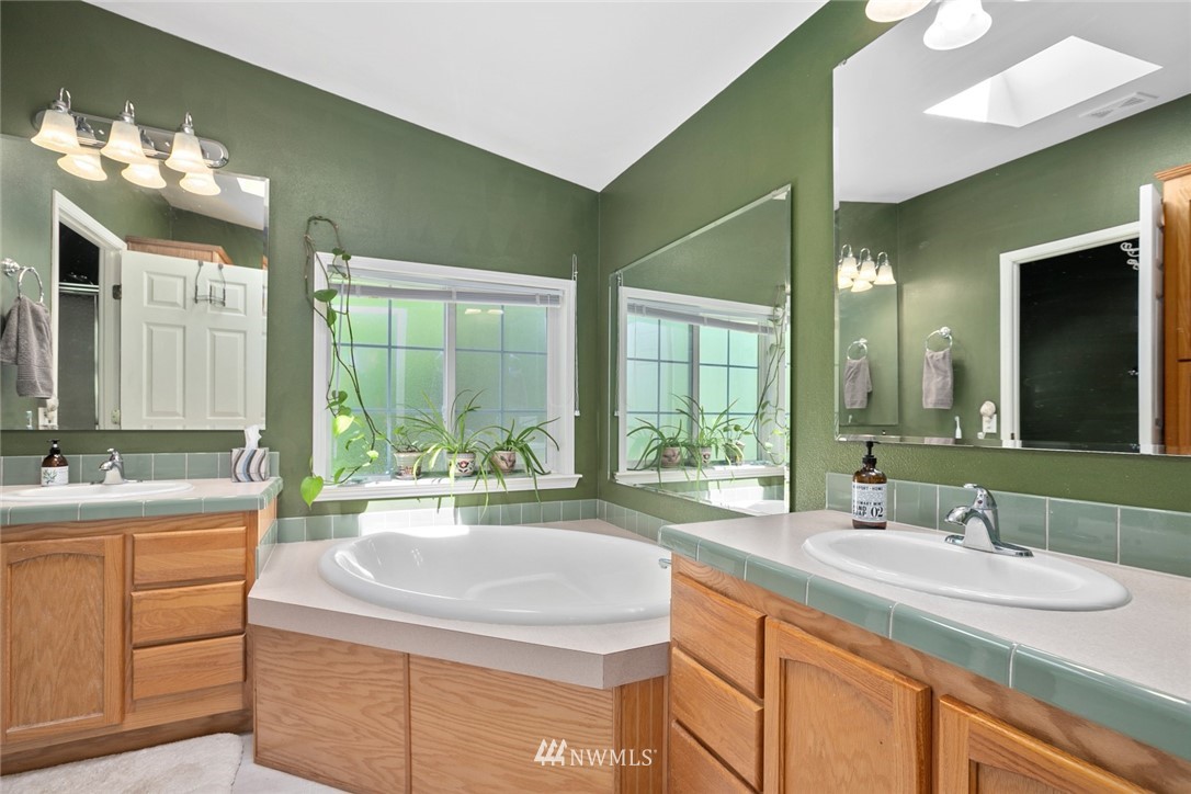 6437 Goodwin Road Everson, WA 98247 - Photo 20 of 39