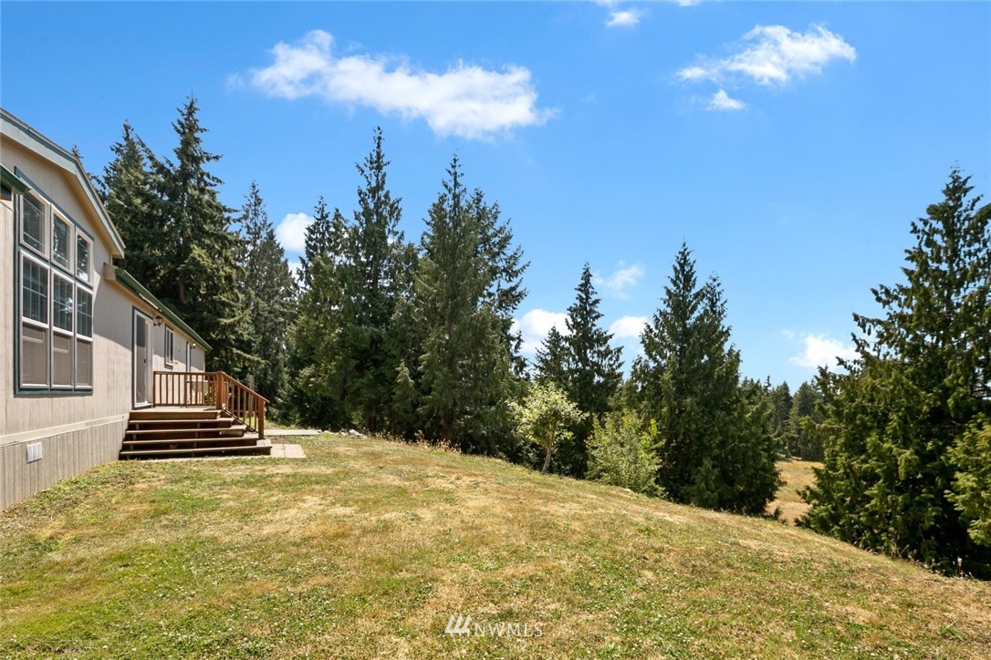 6437 Goodwin Road Everson, WA 98247 - Photo 5 of 39