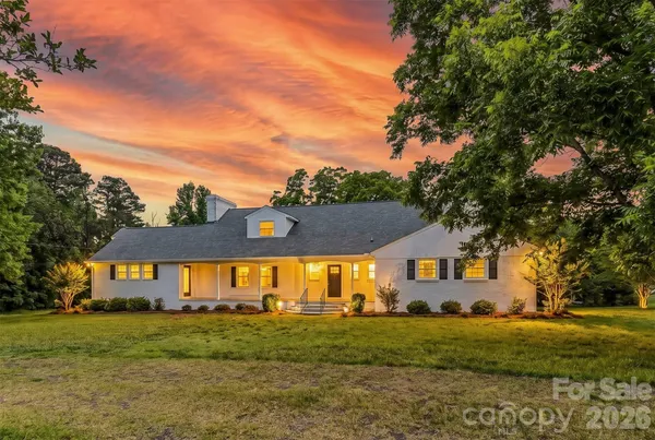 $400,000 | 2705 Robinson Road, Newton, NC 28658