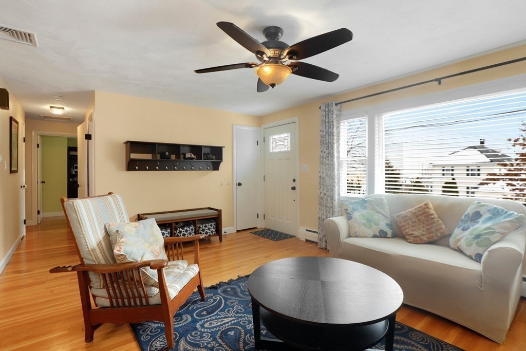 11 Robinwood Road Dedham, MA 02026 - Photo 14 of 39 Gallery Image 14