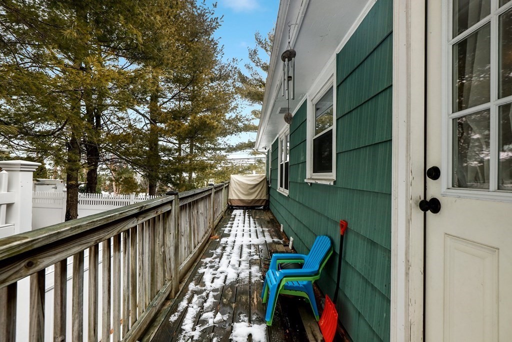 11 Robinwood Road Dedham, MA 02026 - Photo 35 of 39 Gallery Image 35