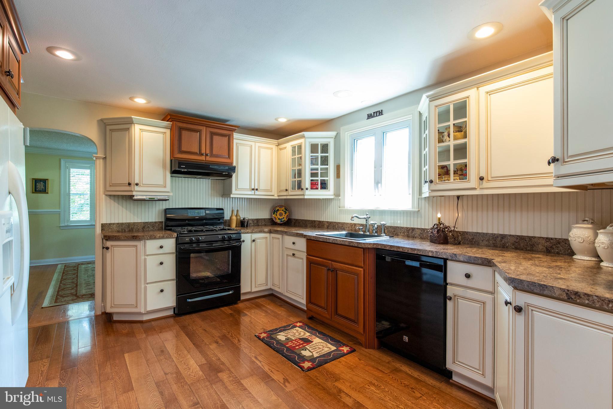 2626 Radcliffe Road Broomall, PA 19008 - Photo 2 of 28 Gallery Image 2
