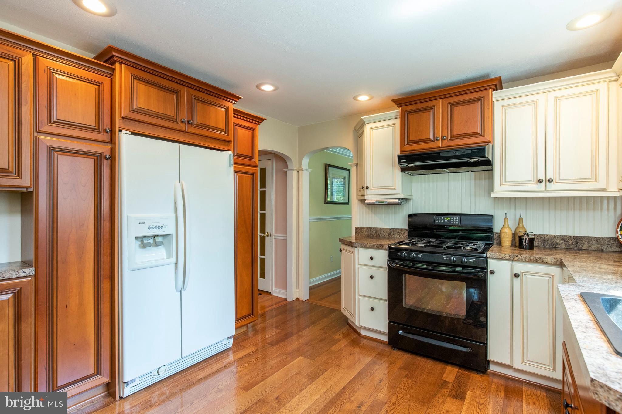 2626 Radcliffe Road Broomall, PA 19008 - Photo 3 of 28 Gallery Image 3