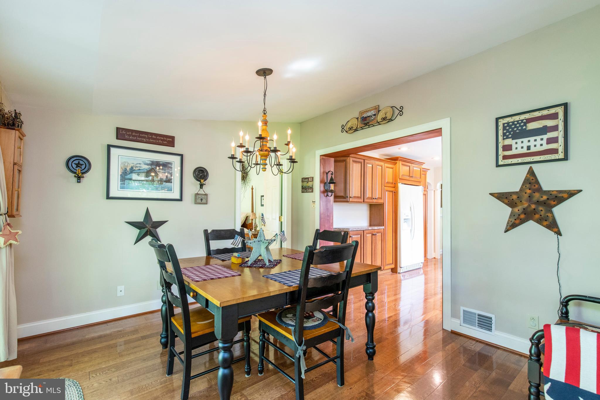 2626 Radcliffe Road Broomall, PA 19008 - Photo 8 of 28 Gallery Image 8