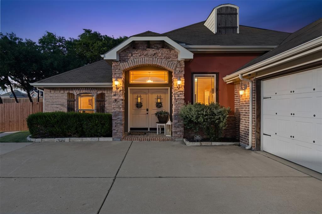 5200 Medallion Court Midlothian, TX 76065 - Photo 33 of 40