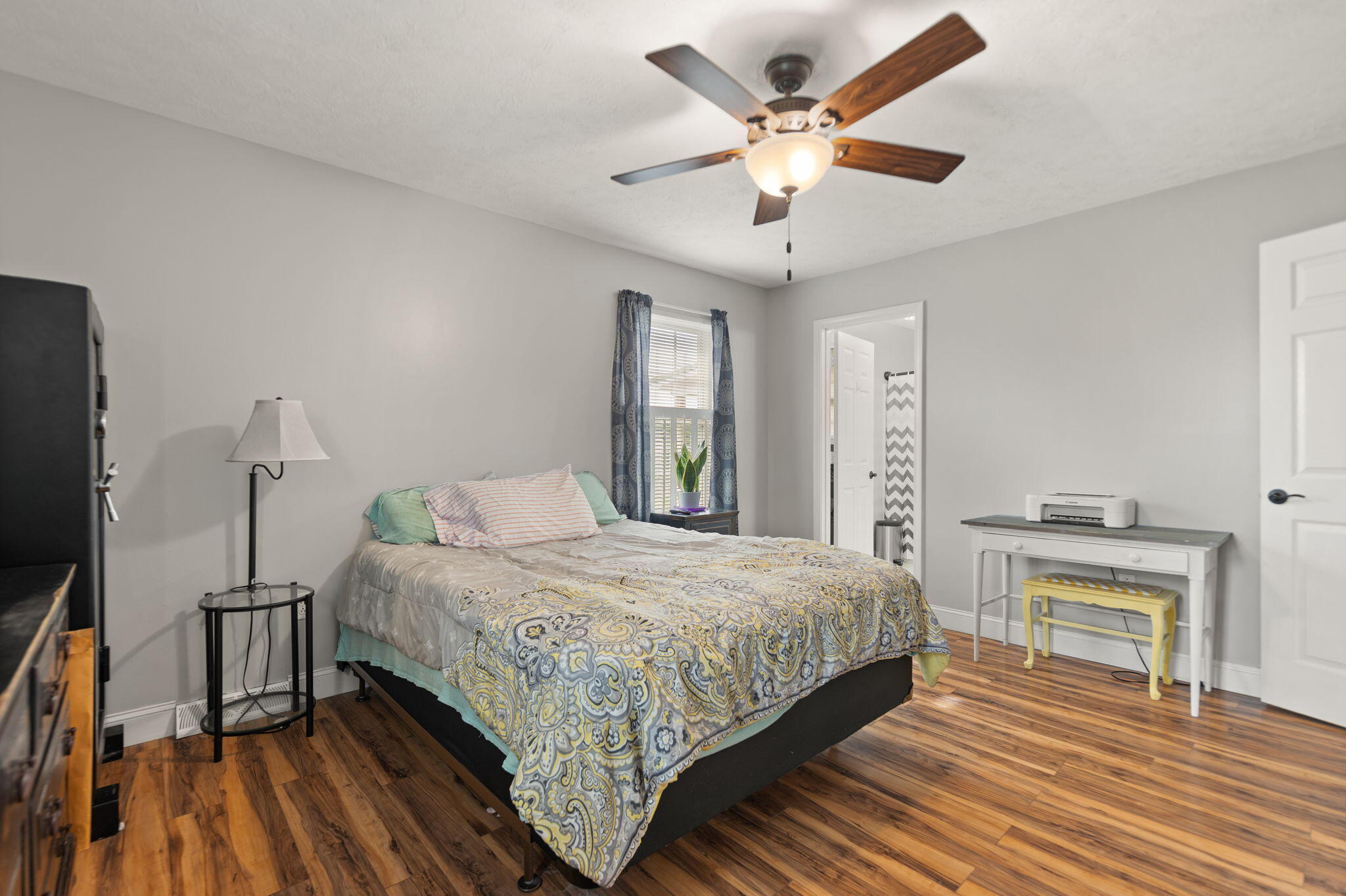 236 Bell Phipps Road Monticello, KY 42633 - Photo 53 of 63 Primary Suite