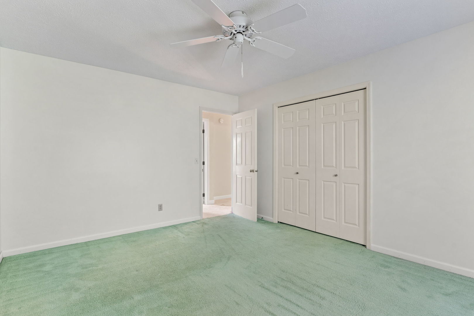 1926 Ashford Road Bettendorf, IA 52722 - Photo 30 of 55