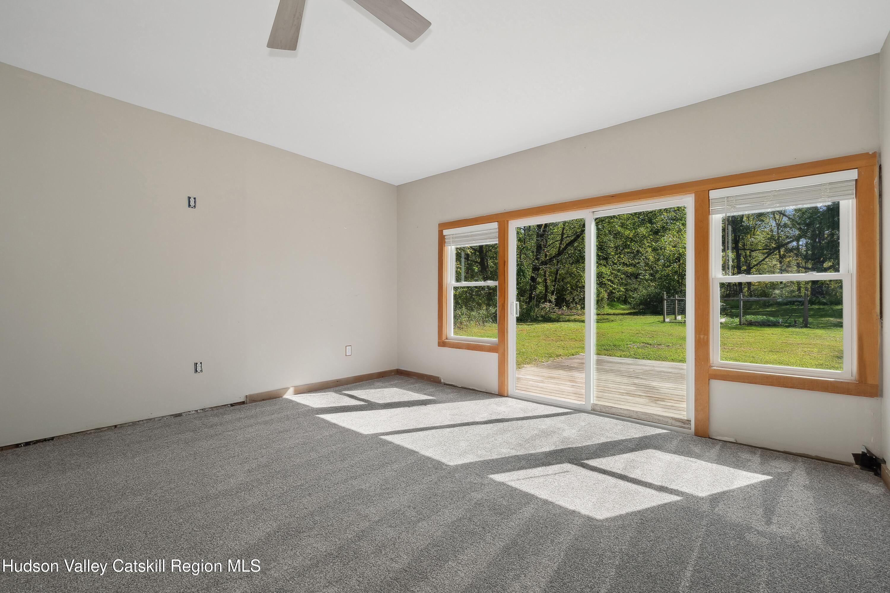 45 Samsonville Road Kerhonkson, NY 12446 - Photo 12 of 29 18_45samsonvilleRd_3_FamilyRoom_HiRes