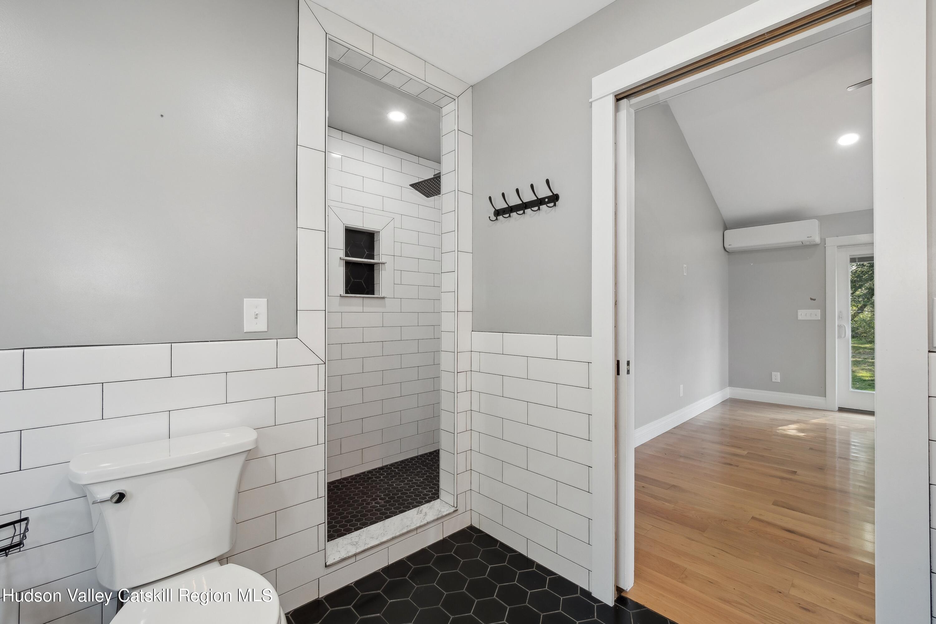45 Samsonville Road Kerhonkson, NY 12446 - Photo 19 of 29 28_45samsonvilleRd_168_PrimaryBathroom_H