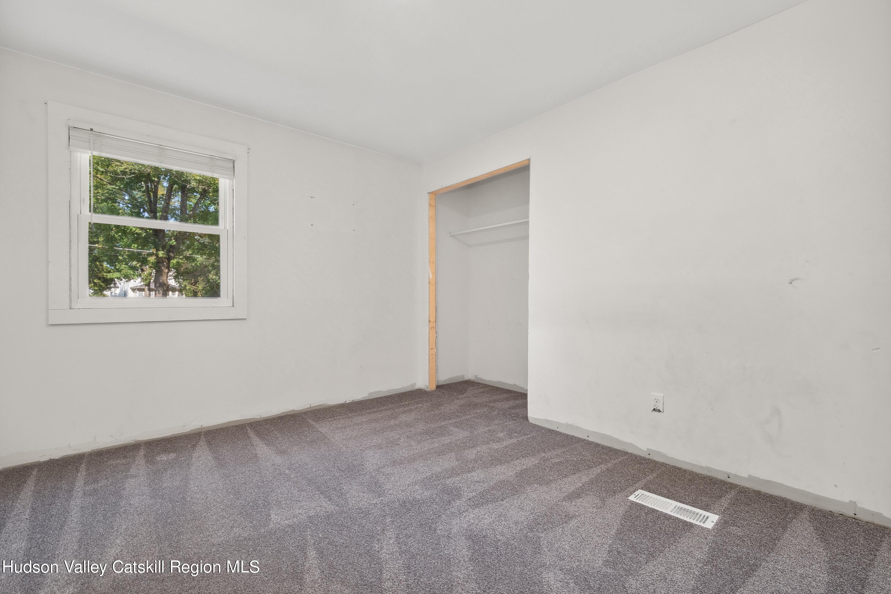 45 Samsonville Road Kerhonkson, NY 12446 - Photo 21 of 29 32_45samsonvilleRd_153_2ndBedroom_HiRes