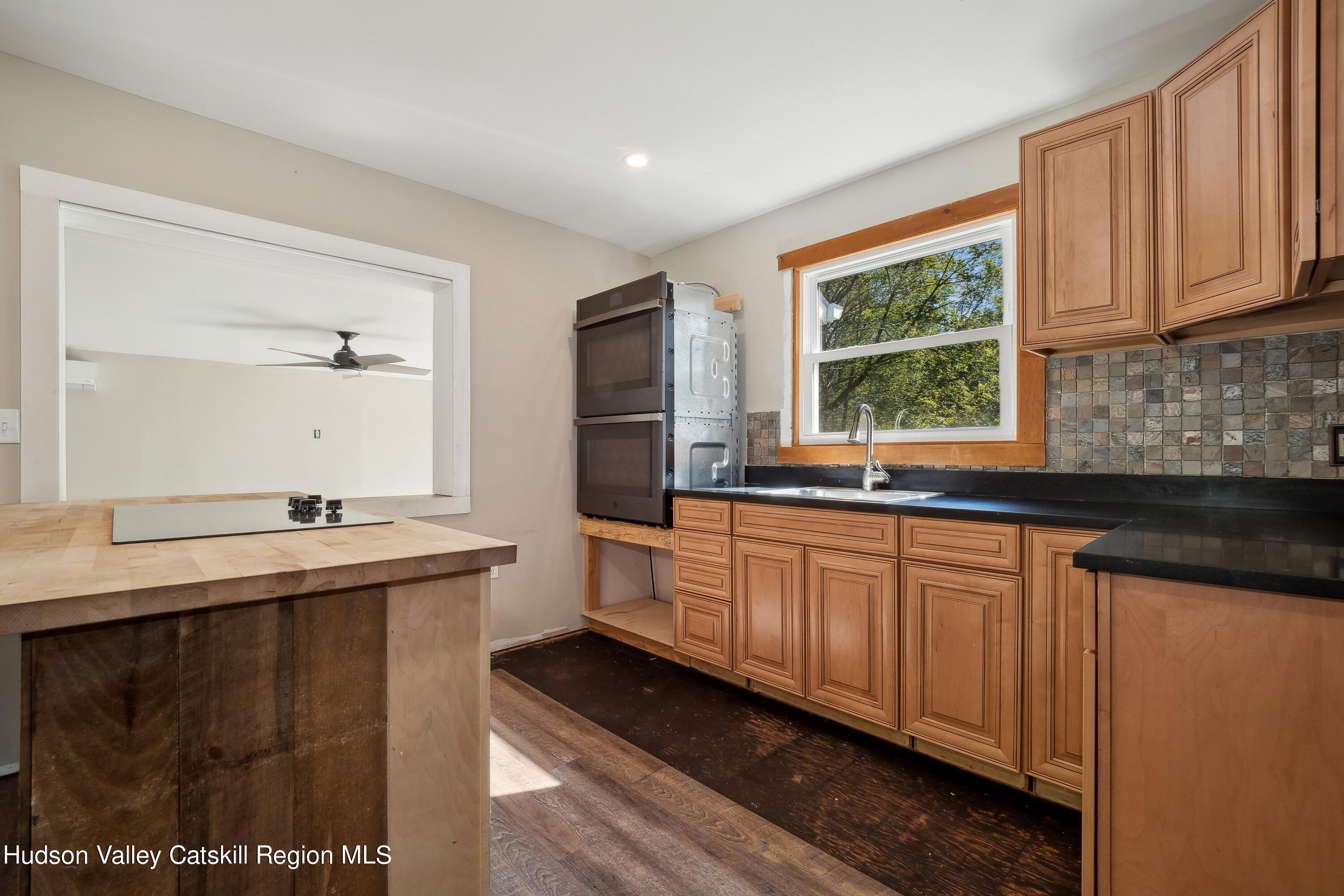 45 Samsonville Road Kerhonkson, NY 12446 - Photo 8 of 29 13_45samsonvilleRd_177002_Kitchen_HiRes