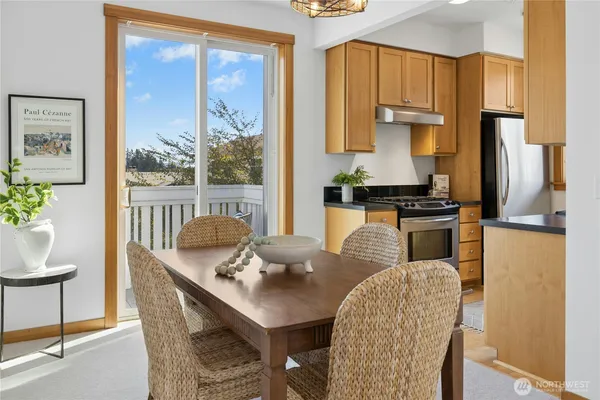 $698,000 | 115 Hall Brothers Loop, Unit 208, Bainbridge Island, WA 98110