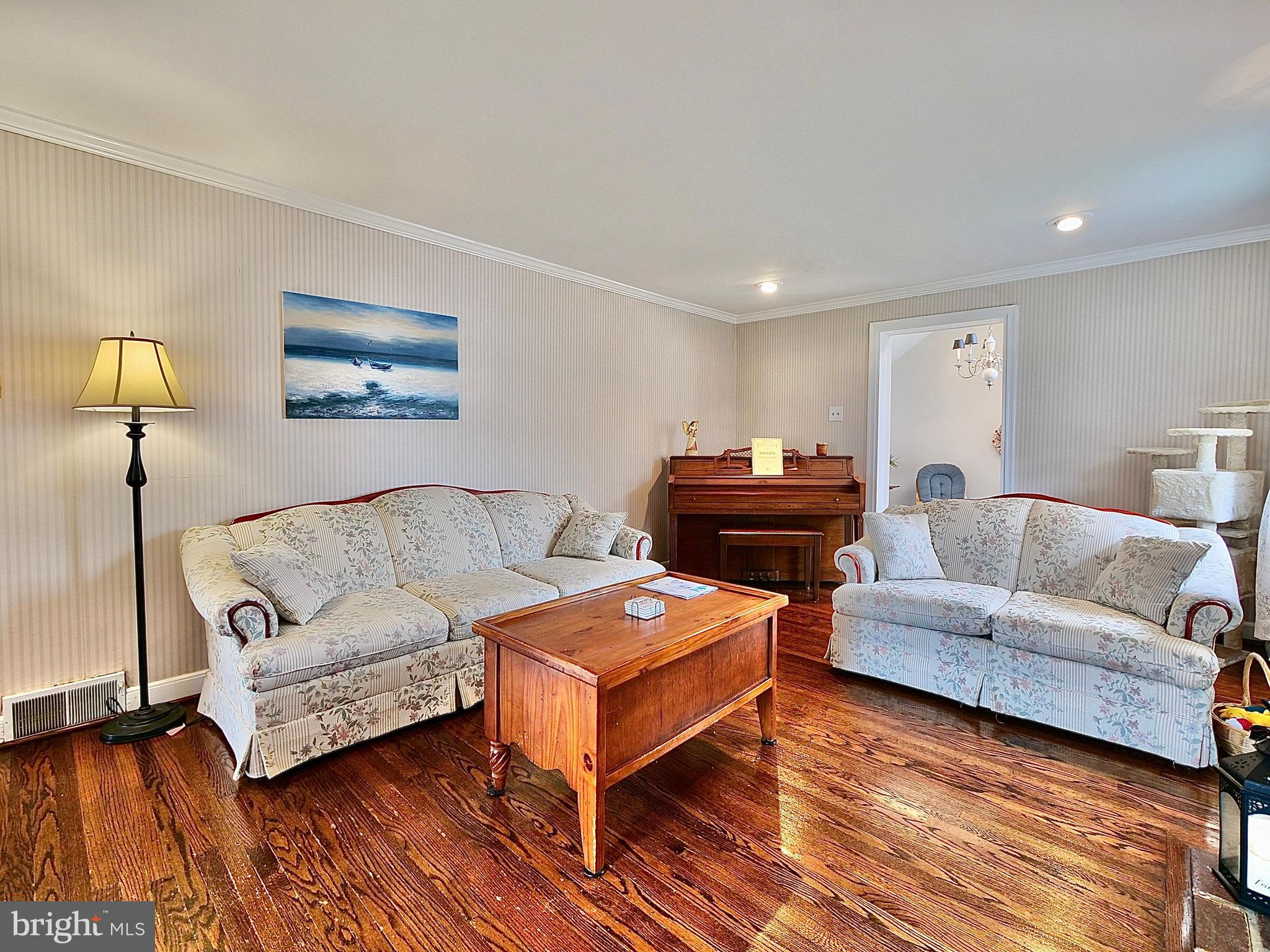 4204 State Road Drexel Hill, PA 19026 - Photo 11 of 58