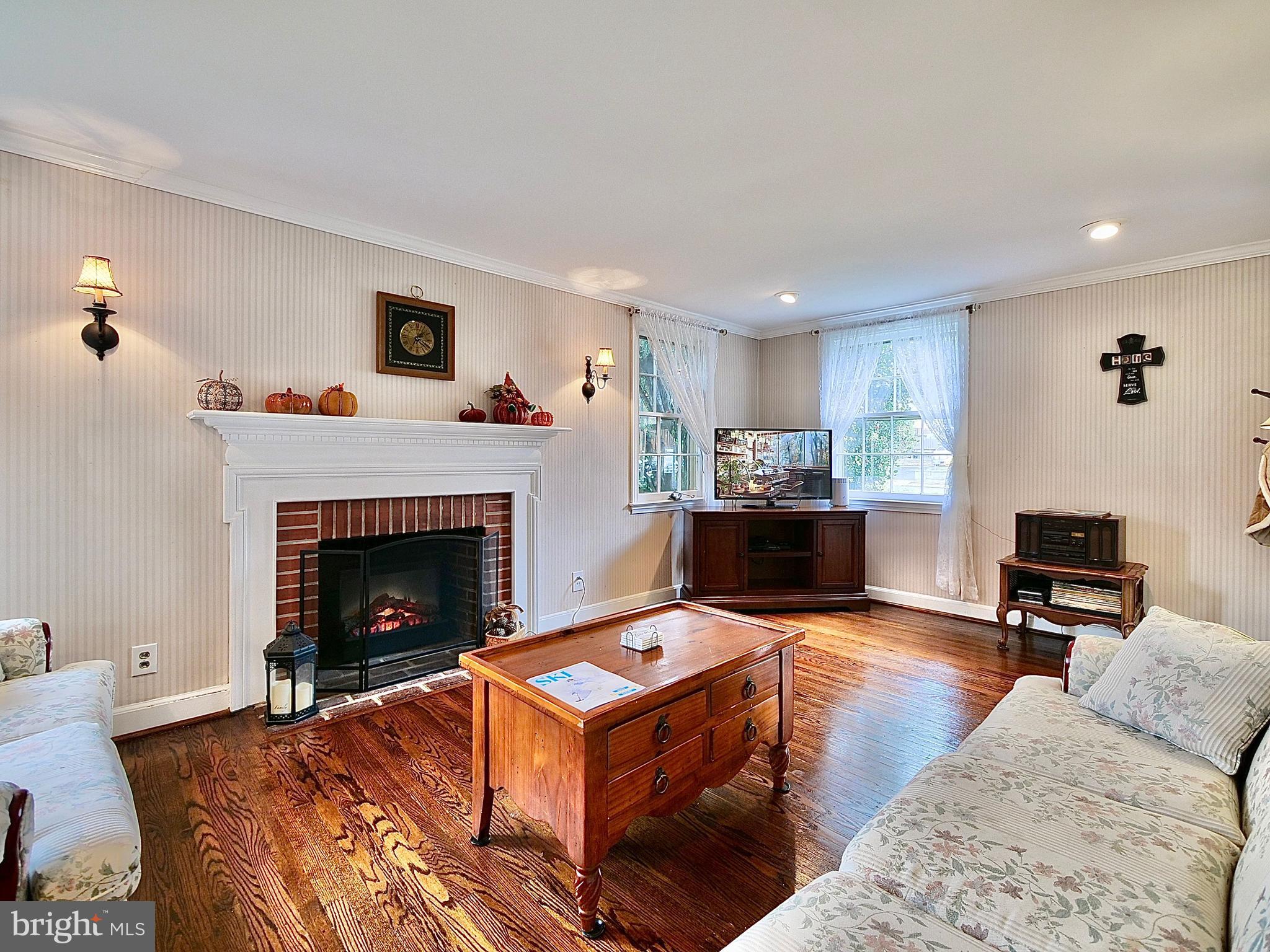 4204 State Road Drexel Hill, PA 19026 - Photo 12 of 58